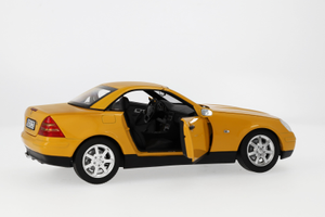 Original Mercedes-Benz SLK 200 Roadster R170 (1996-2000) yellowstone, Norev, 1:18 3