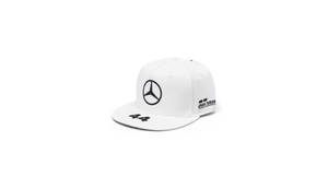Weiße Cap mit Mercedes-Benz Logo und einer 44 auf dem Schirm 1