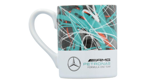 Weißer Kaffeebecher mit AMG und PETRONAS FORMULA ONE Logo 1