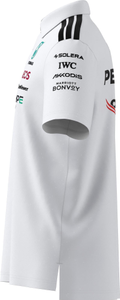 Weißes Mercedes-Benz Poloshirt mit diversen Logos 3
