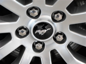 original-ford-mustang-radnabendeckel-schwarz-2449776-4-stueck 4