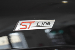 original-ford-schriftzug-st-line-fuer-verschiedene-modelle-2044452 2