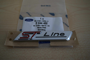 original-ford-schriftzug-st-line-fuer-verschiedene-modelle-2044452 1