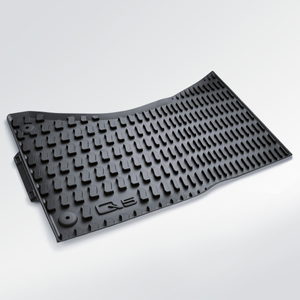 Audi-Original-Gummifußmatten-vorne: Audi-Q5-8R 1