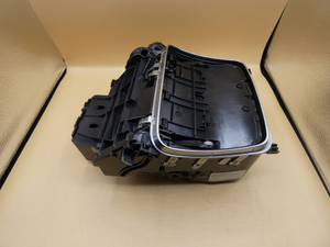 Original Mercedes-Benz Ablagefach Mittelkonsole. E-Klasse W213, W238, CLS W257 4