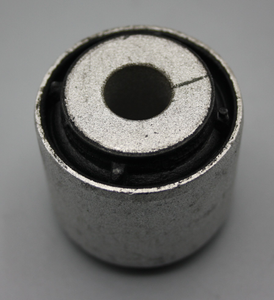 Original Mercedes-Benz Achslenklager Hinterachse. W204, W205, W207, W212, W213, W218, W238 4