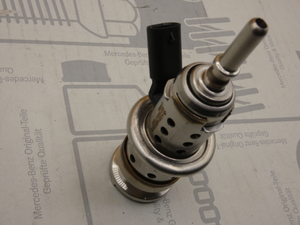 Original Mercedes-Benz AdBlue/Additiv-Einspritzdüse. Sprinter W907 3