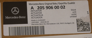 Original Mercedes-Benz Airbag Aktuator Motorhaube. C-Klasse W205 2