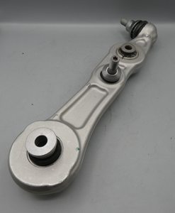 Original Mercedes-Benz AMG Querlenker rechts. C63 AMG / W205 1