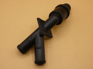 Original Mercedes-Benz Anschlussrohr Wärmetauscher. ML, GL, R-Klasse 3