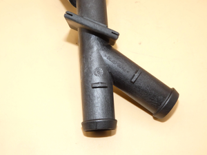 Original Mercedes-Benz Anschlussrohr Wärmetauscher. ML, GL, R-Klasse 4