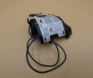 Original Mercedes-Benz Antenne / Telefon. GLC W253, EQC W293 3