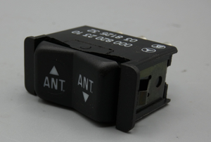 Original Mercedes-Benz Antennen-Wippschalter. W107, W115, W116 6