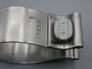 Original Mercedes-Benz Auspuff-Rohrschelle. W216, W221, W447 5