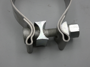 Original Mercedes-Benz Auspuff-Rohrschelle. W216, W221, W447 6