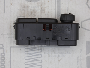 Original Mercedes-Benz Bedienfeld Fahrerseite. Axor, Atego 2