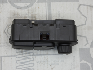 Original Mercedes-Benz Bedienfeld Fahrerseite. Axor, Atego 4