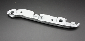 Original Mercedes-Benz Befestigungsschiene an Stoßfänger, Radlauf links, E-Klasse W213 1