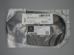 Original Mercedes-Benz Beplankung Tankklappe W213 4