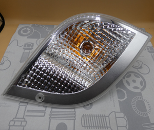 Original Mercedes-Benz Blinker rechts. Atego 1