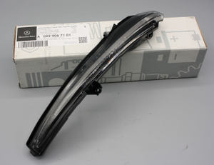 Original Mercedes-Benz Blinker-Aussenspiegel links. W205, W253, W447, W463 2