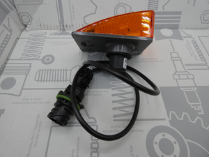 Original Mercedes-Benz Blinker-Stoßstange. Actros 3