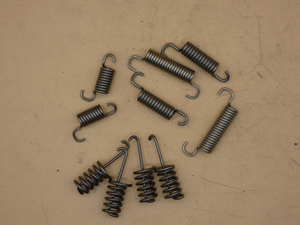 Original Mercedes-Benz Bremsbackensatz. Sprinter W907 3