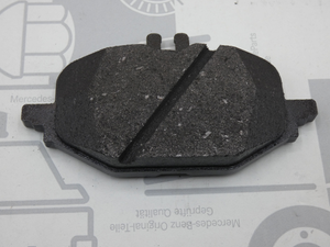 Original Mercedes-Benz Bremsklötze hinten. C-Klasse W206 2