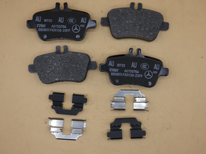 Original Mercedes-Benz Bremsklötze hinten. CLA W117, A-Klasse W176, B-Klasse W246 1