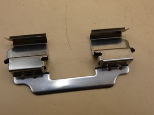 Original Mercedes-Benz Bremsklötze hinten. CLA W117, GLA W156, A-Klasse W176 4