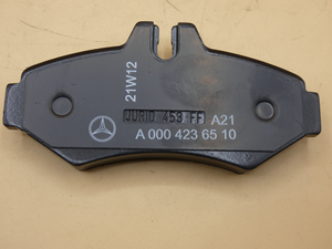 Original Mercedes-Benz Bremsklötze hinten. G-Modell 461, 463, Transporter 903 2