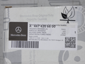 Original Mercedes-Benz Bremsklötze vorne V-Klasse W447 5