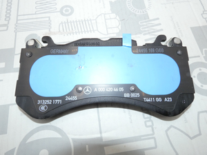 Original Mercedes-Benz Bremsklötze vorne. ML,GLE 63AMG. W166, W292 2