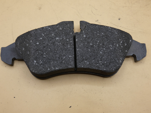 Original Mercedes-Benz Bremsklötze vorne. Sprinter W903, W909 2