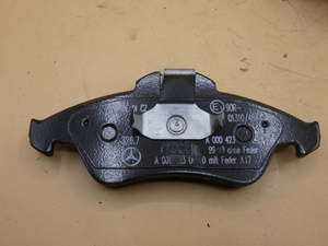 Original Mercedes-Benz Bremsklötze vorne. Sprinter W903, W909 5