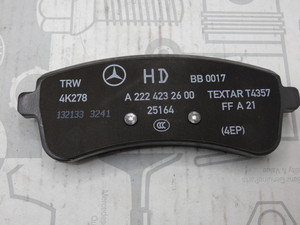 Original Mercedes-Benz Bremsklotz-Satz hinten. AMG GT W190, S-Klasse W217 2