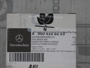 Original Mercedes-Benz Bremsklotz-Satz hinten. C-Klasse W205, GLC W253 4