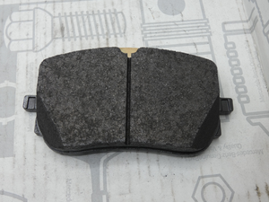 Original Mercedes-Benz Bremsklotz-Satz vorne. A-Klasse W177, GLA / B-Klasse / GLB W247 3