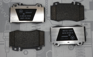 Original Mercedes-Benz Bremsklotz-Satz vorne. E-Klasse W211, S-Klasse W220, CL 500 W215 1