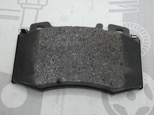 Original Mercedes-Benz Bremsklotz-Satz vorne. SLK 55 AMG R171, SL W230 3