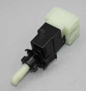 Original Mercedes-Benz Bremslichtschalter W170, W210, W461, W463, Sprinter W901,902,903,904,905 1