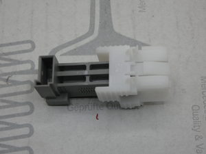 Original Mercedes-Benz Bremslichtschalter. CLA, GLA, ML, GLE, GL, SLK, A-Klasse 2