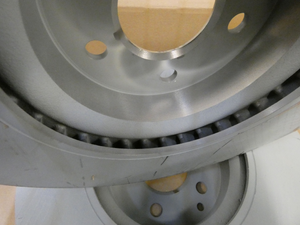 Original Mercedes-Benz Bremsscheibensatz (2 Stück) vorne. SLK_172, C_W204, E_207, E_212 5