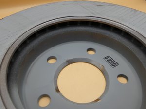 Original Mercedes-Benz Bremsscheibensatz vorne (2 Stück). CLA, GLA, A-Klasse 176, B-Klasse 246 4