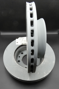 Original Mercedes-Benz Bremsscheibensatz vorne (2 Stück). Sprinter W907 2