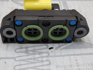 Original Mercedes-Benz Differenzdrucksensor B621. Actros 3