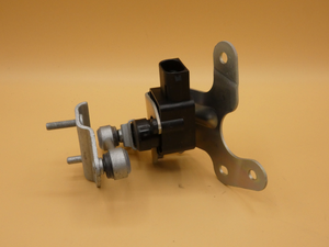 Original Mercedes-Benz Drehwinkelsensor hinten links. W204, W207, W212, W218 3