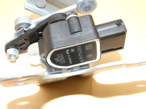 Original Mercedes-Benz Drehwinkelsensor hinten links. W204, W207, W212, W218 6