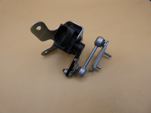 Original Mercedes-Benz Drehwinkelsensor hinten rechts. W204, W207, W212, W218 1