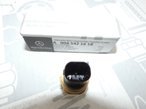 Original Mercedes-Benz Drucksensor Kraftstoffleitung. ML, GL, CLA, GLA, A-Klasse, C-Klasse.. 5